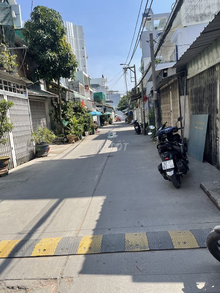 NHÀ MT HẼM NGAY ADV 42M KD BUÔN BÁN NGAY TRƯỜNG HỌC BÌNH TÂN