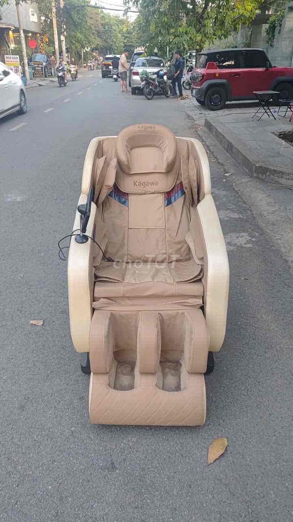 Ghế massage . ghế massage toàn thân .. Mua bán Bàn ghế tại Quận Tân Phú Tp Hồ Chí Minh được đăng bởi  Diep Nguyen hình 1