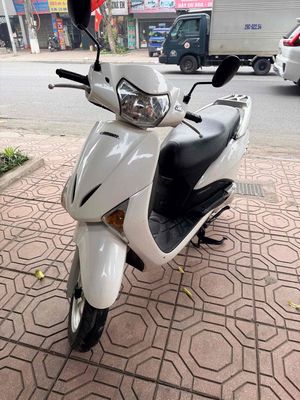 e bán xe lead đẹp long lanh so với các xe khác ạ. Mua bán Xe máy tại Quận Long Biên Hà Nội được đăng bởi Nguyen Chung