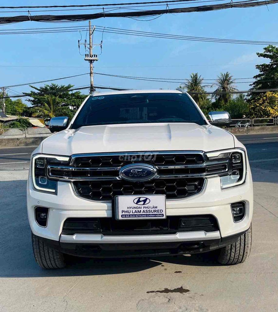 Ford Everest Titanium+ 2.0L AT 2 Cầu 1 Chủ Đi Kỹ. Mua bán Ô tô tại Quận Tân Bình Tp Hồ Chí Minh được đăng bởi TRUNG TÂM XE LƯỚT CHÍNH HÃNG hình 1