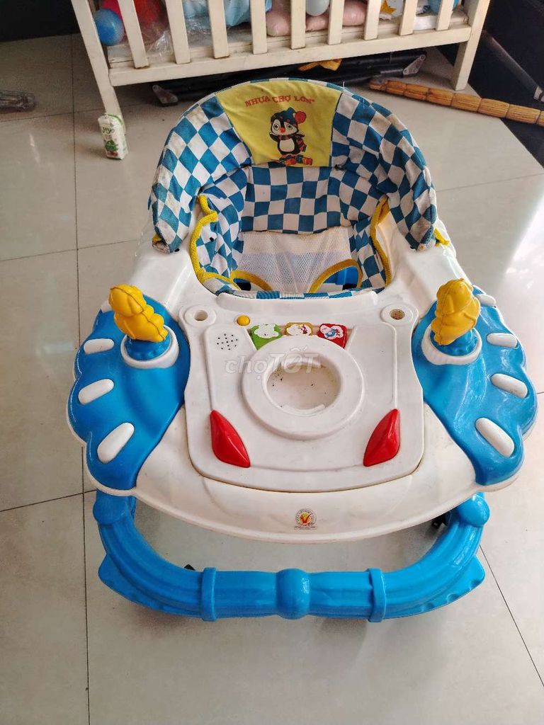 Xe tập đi Nhựa Chợ Lớn Xanh Trắng Vàng. Mua bán Mẹ và bé tại Quận 12 Tp Hồ Chí Minh được đăng bởi Hồ Cá Sài Gòn hình 1