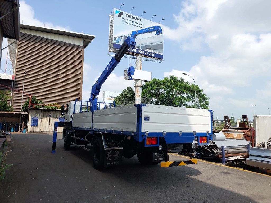 Xe tải cẩu HINO  FGJP 7 tấn cần 5 tấn 3 có sẵn. Mua bán Xe tải, xe ben tại Quận Bình Tân Tp Hồ Chí Minh được đăng bởi Ngân Hino Trường Long hình 4