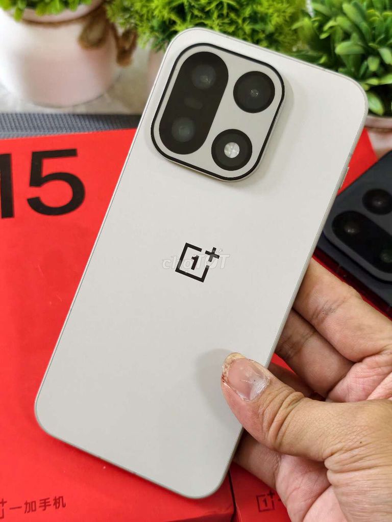 OnePlus 15 256GB Vàng cát. Mua bán Điện thoại tại Quận Cẩm Lệ Đà Nẵng được đăng bởi Khoa Tàu hình 1