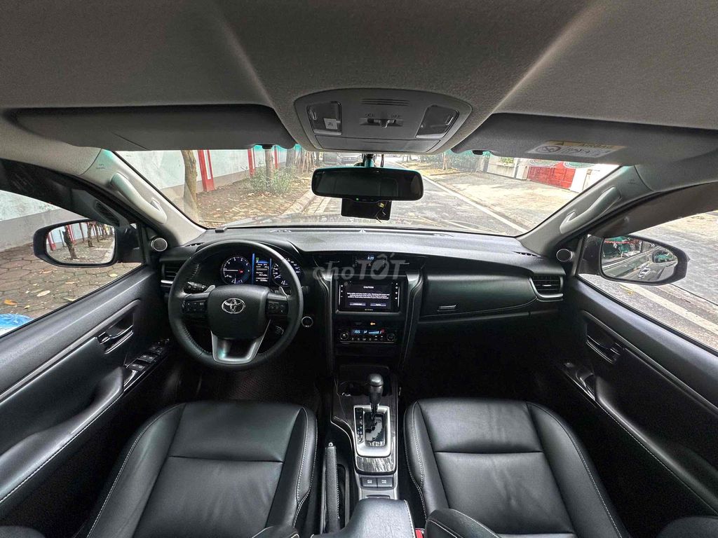 Toyota Fortuner 2.4AT 4x2 sx 2022 máy dầu. Mua bán Ô tô tại Quận Cầu Giấy Hà Nội được đăng bởi Cao Quý hình 12