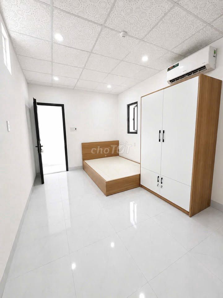 Furnished room with private kitchen near four universities — photo 1