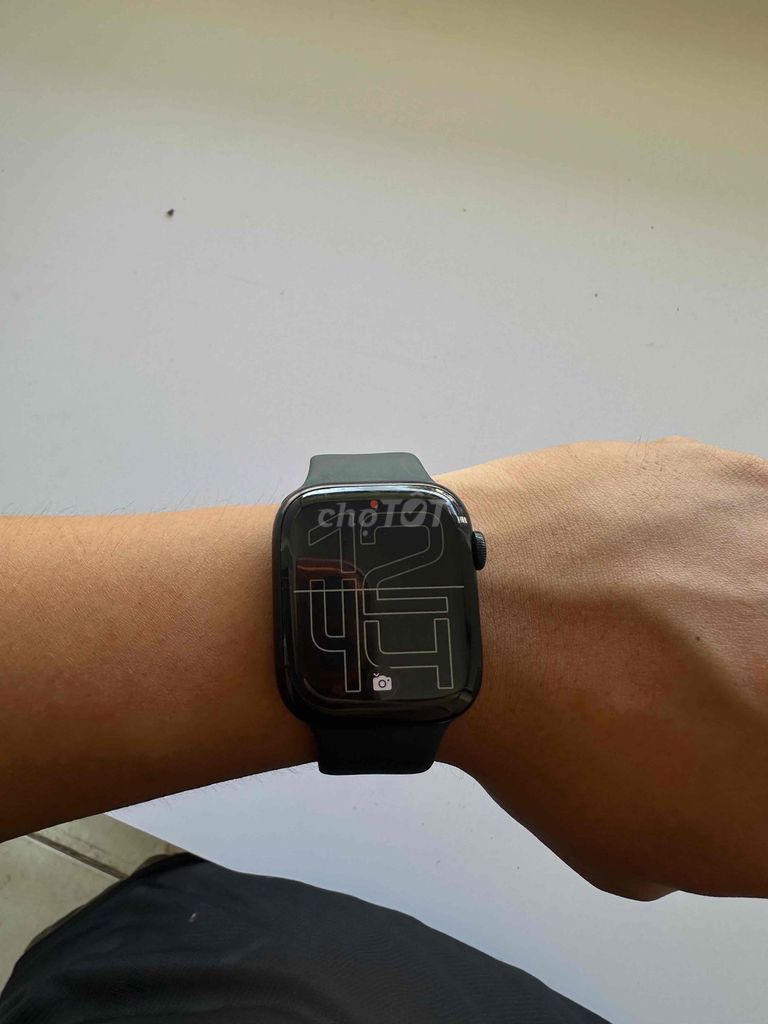 Apple Watch Series 8 Midnight 45mm. Mua bán Thiết bị đeo thông minh tại Thành phố Vũng Tàu Bà Rịa - Vũng Tàu được đăng bởi Michael  hình 1