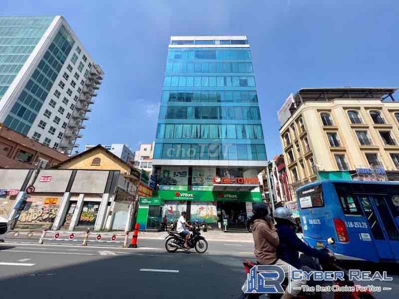 Аренда · 4 комн. · 330 м² · Quận Cẩm Lệ, ул. Đường Nguyễn Hữu Thọ