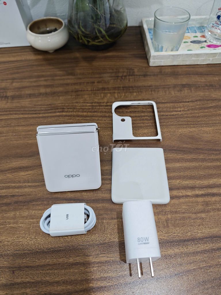 Oppo Find N3 Flip 5G 12/256 Quốc Tế sạc 80w có COD. Mua bán Điện thoại tại Quận Hoàng Mai Hà Nội được đăng bởi Trần Ngọc Hiếu hình 1