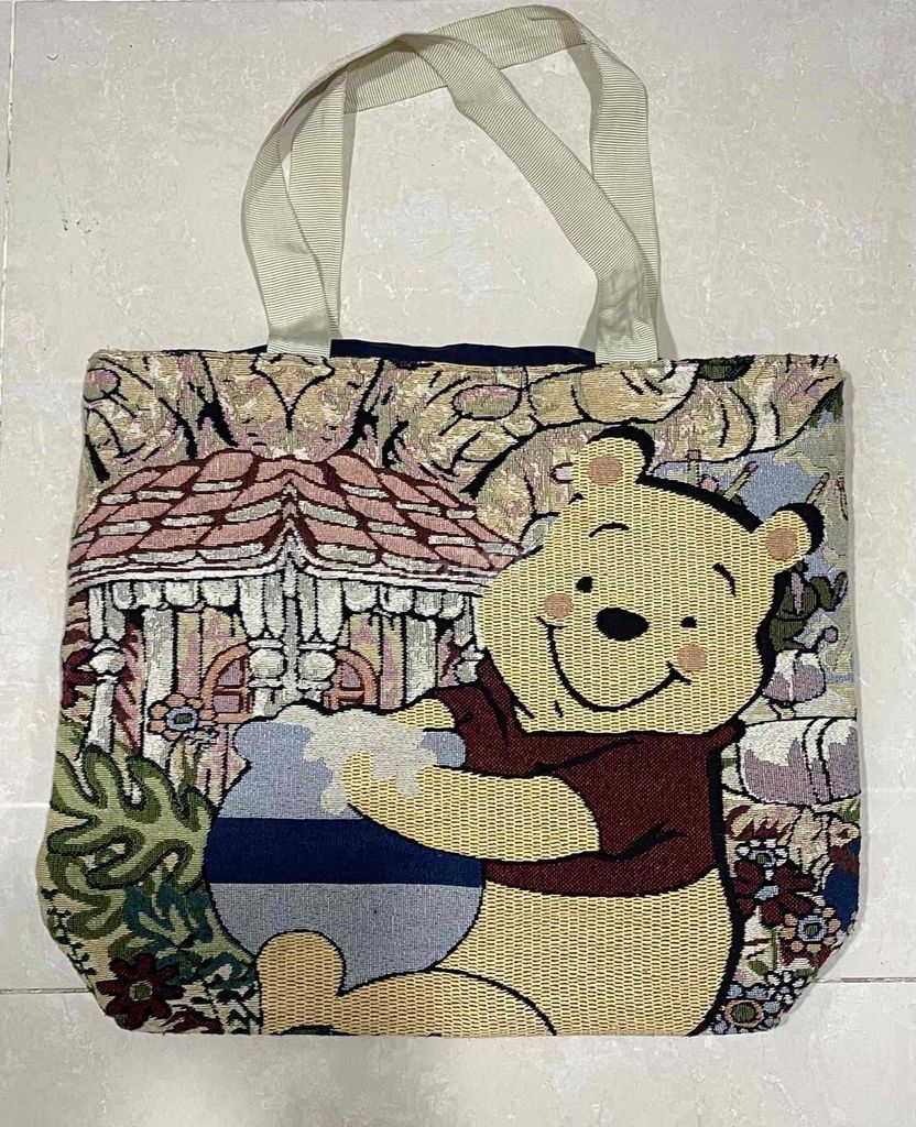 Túi Vải thổ cẩm Winnie the Pooh. Mua bán Túi xách tại Quận Gò Vấp Tp Hồ Chí Minh được đăng bởi Layla hình 1
