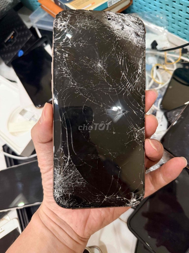 Bán Xác Iphone 16promax nát lấy linh kiện. Mua bán Điện thoại tại Quận Hà Đông Hà Nội được đăng bởi Mạnh Mobile hình 1