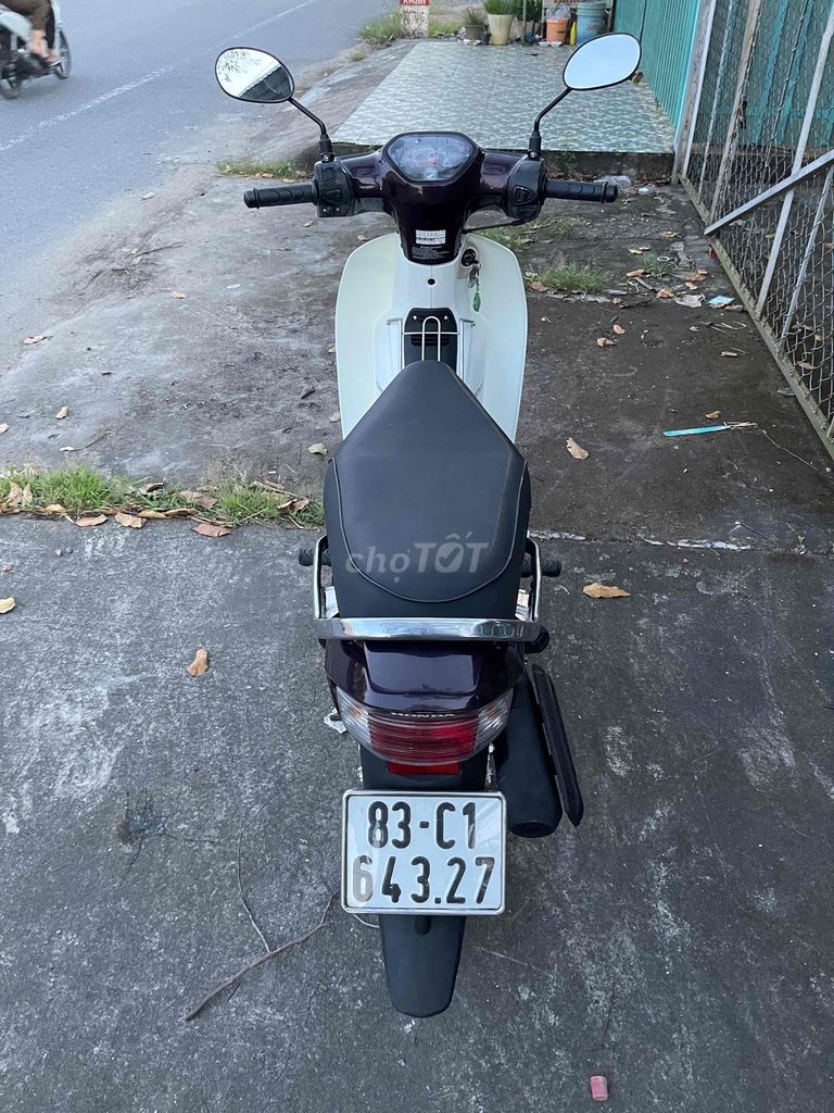 Honda Super Dream 110 Trắng Nâu. Mua bán Xe máy tại Thành phố Ngã Bảy Hậu Giang được đăng bởi Xe Máy Minh Hiếu Hậu Giang  hình 4