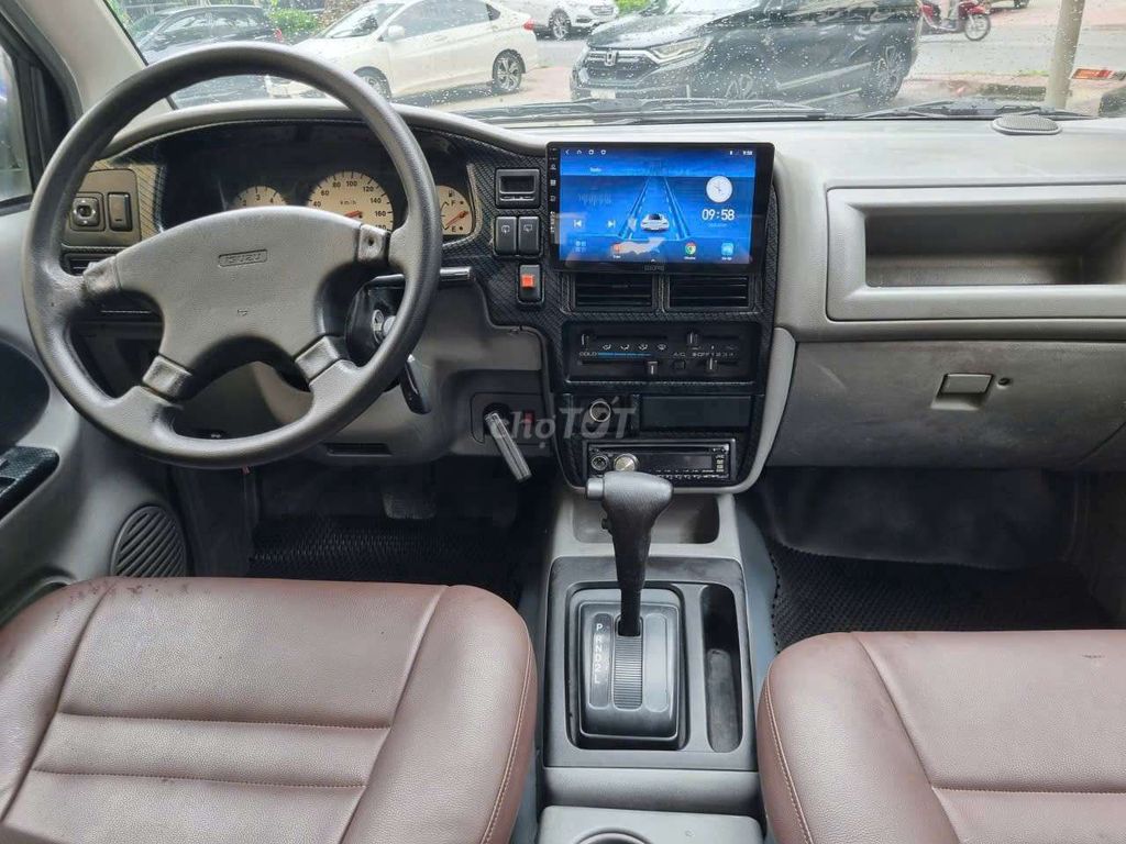 Isuzu Hilander 2004 số tự động. Mua bán Ô tô tại Quận Cầu Giấy Hà Nội được đăng bởi Trần Hoàng ô tô hình 5