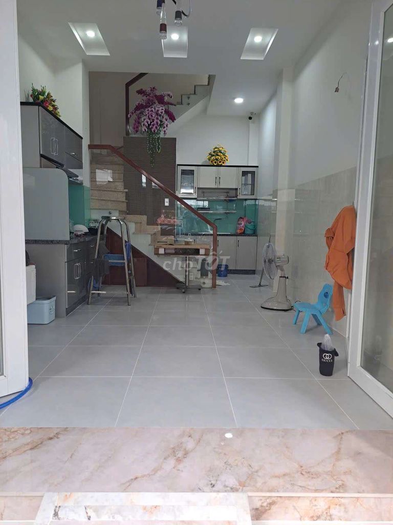 cho thuê nhà mặt tiền đg.nghĩa phát.p7.tân bình..