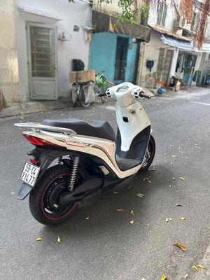 Xe máy điện VinFast Feliz S Trắng