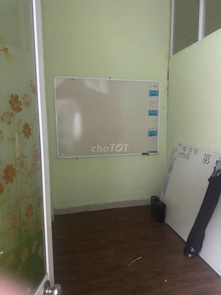 Cần sang nhượng hoặc cho thuê văn phòng, lớp học Hòa Khánh