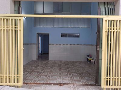 Nhà cho thuê nguyên căn trung tâm thị trấn Cần Giuộc