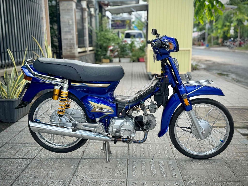 Dream thái tem lữa dô đồ chơi full new. Mua bán Xe máy tại Quận Thốt Nốt Cần Thơ được đăng bởi khải phan hình 3