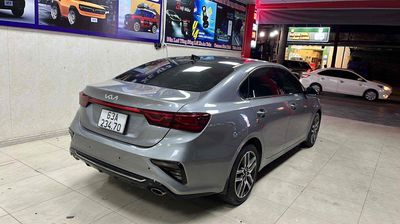 Kia K3 2019 - 100000 km. Mua bán Ô tô tại Thành phố Thủ Dầu Một Bình Dương được đăng bởi Phong