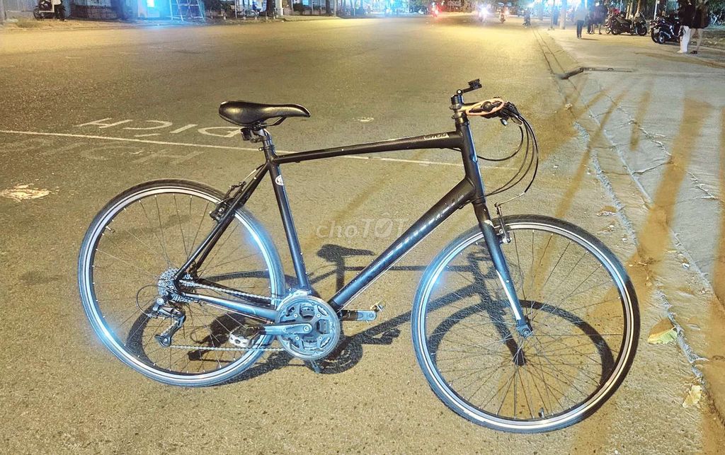 Xe đạp cho người cao, nhật bãi hiệu specialized,