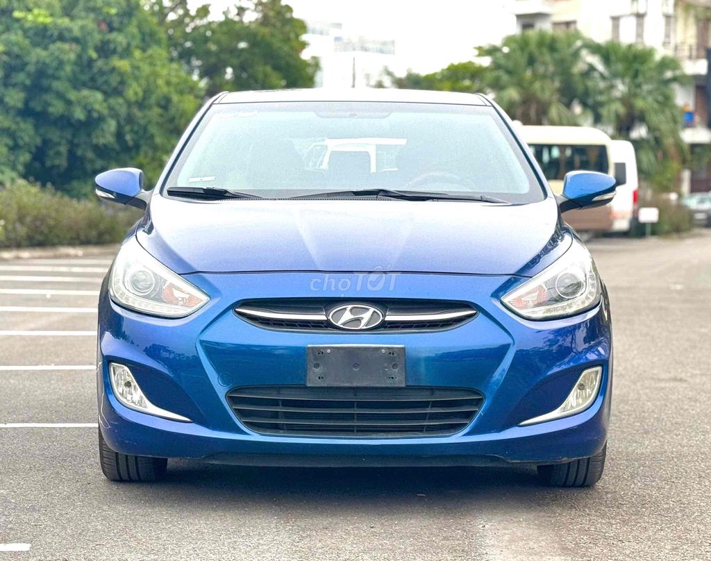 Hyundai Accent 1.4 AT Hatchback sản xuất 2015