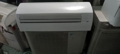 Máy lạnh Daikin inverter 2Hp nội địa Nhật mới90%