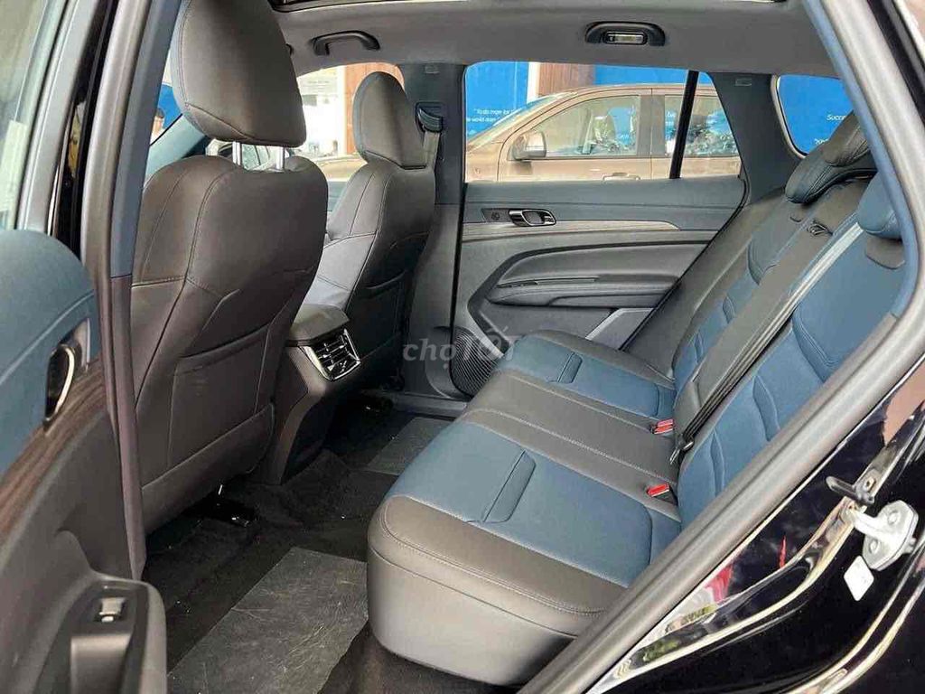 Ford Territory 2025 Titanium X 1.5 AT Bank 90%. Mua bán Ô tô tại Thành phố Thủ Đức Tp Hồ Chí Minh được đăng bởi FORD THỦ ĐỨC TRẦN THẮNG  hình 8