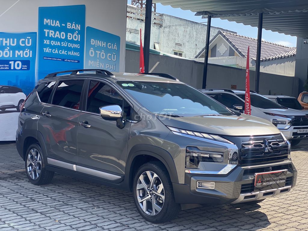 XPANDER CROSS NÂU 2025 ODO 25000KM TẶNG 1 NĂM BH