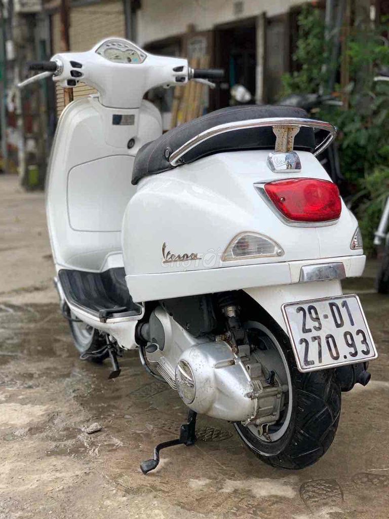 Piaggio Vespa S125 3V i.e. Trắng. Mua bán Xe máy tại Huyện Thanh Trì Hà Nội được đăng bởi xe máy chính hãng hình 7