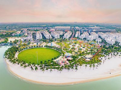 Chính chủ bán nhanh 2pn2wc, tầng trung, vừa view sông và view hồ bơi