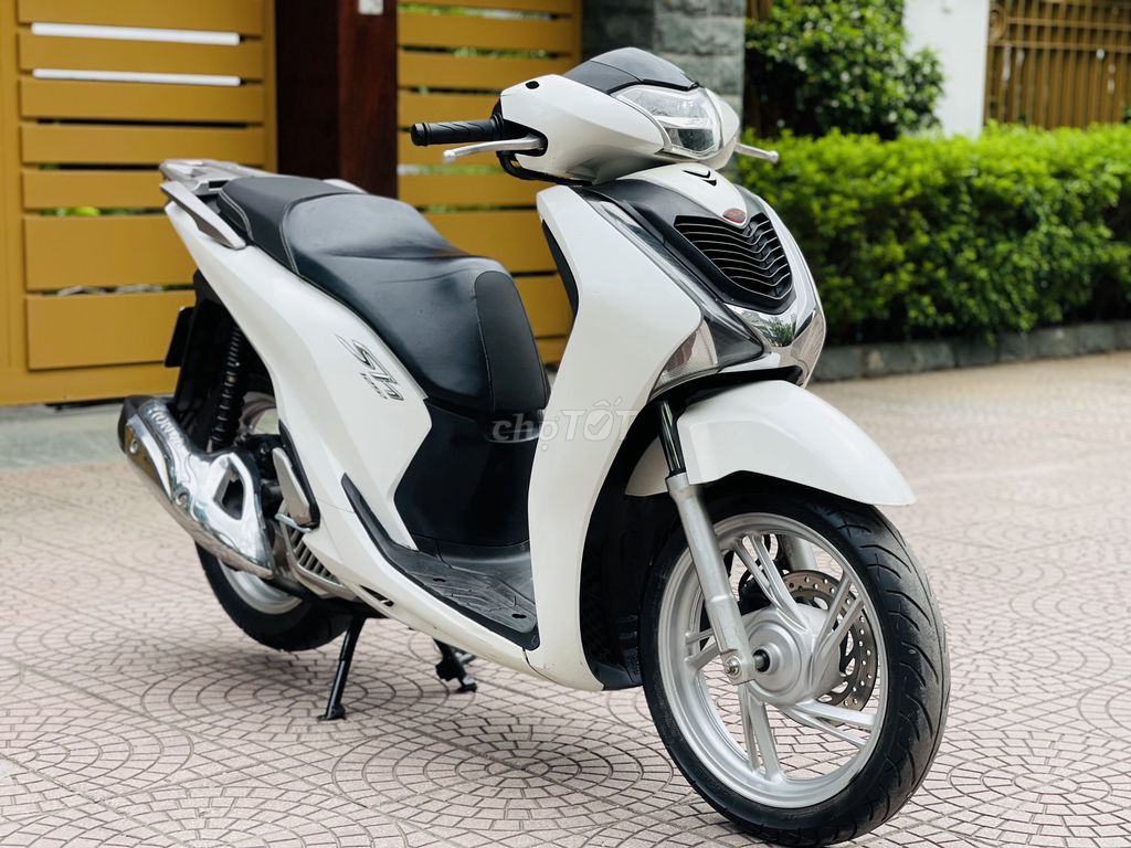 HONDA SH 125I TRẮNG CHÍNH CHỦ BIỂN 29. Mua bán Xe máy tại Quận Nam Từ Liêm Hà Nội được đăng bởi MAI HÒA hình 3