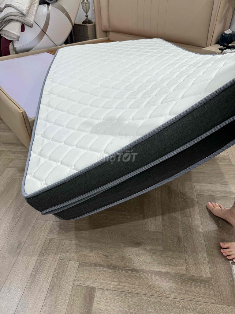 Đệm Kim Cương Venus 2m x 2.2m Trắng. Mua bán Giường, chăn ga gối nệm tại Quận Bắc Từ Liêm Hà Nội được đăng bởi Mai Huong hình 1