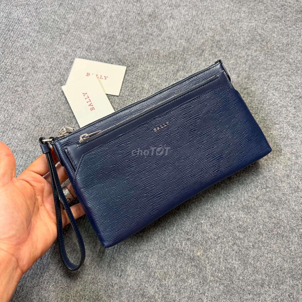 Ví cầm tay Bally nam Xanh navy 13x23. Mua bán Túi xách tại Quận Hà Đông Hà Nội được đăng bởi Đức Thịnh 389  hình 1