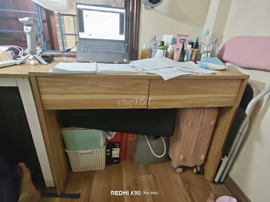 Bàn học gỗ 2 ngăn kéo. Mua bán Bàn ghế tại Quận Cầu Giấy Hà Nội được đăng bởi Kieu Duc hình 1