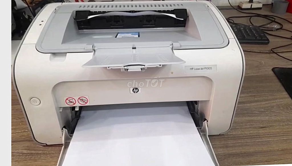 Máy in laser HP LaserJet P1005 đã qua sử dụng. Mua bán Đồ dùng văn phòng tại Quận Tân Phú Tp Hồ Chí Minh được đăng bởi Van Do hình 1