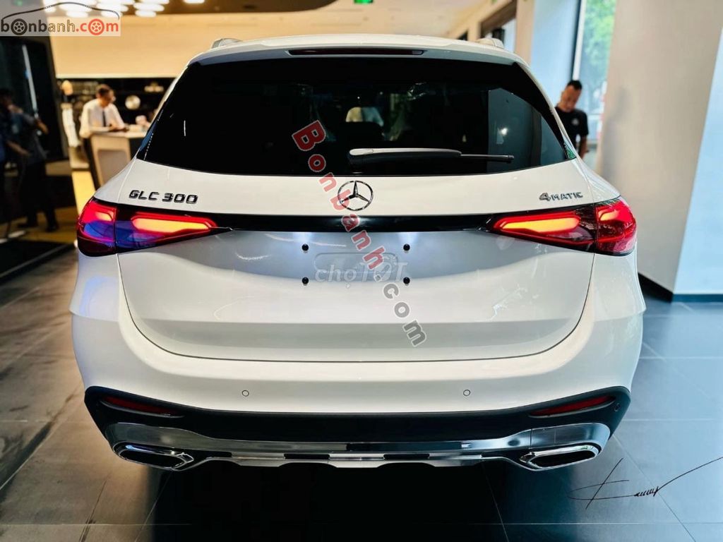 Mercedes Benz GLC 300 4Matic 2025 - 2 Tỷ 339 Triệu. Mua bán Ô tô tại Quận Long Biên Hà Nội được đăng bởi Nguyễn Văn Chung hình 7