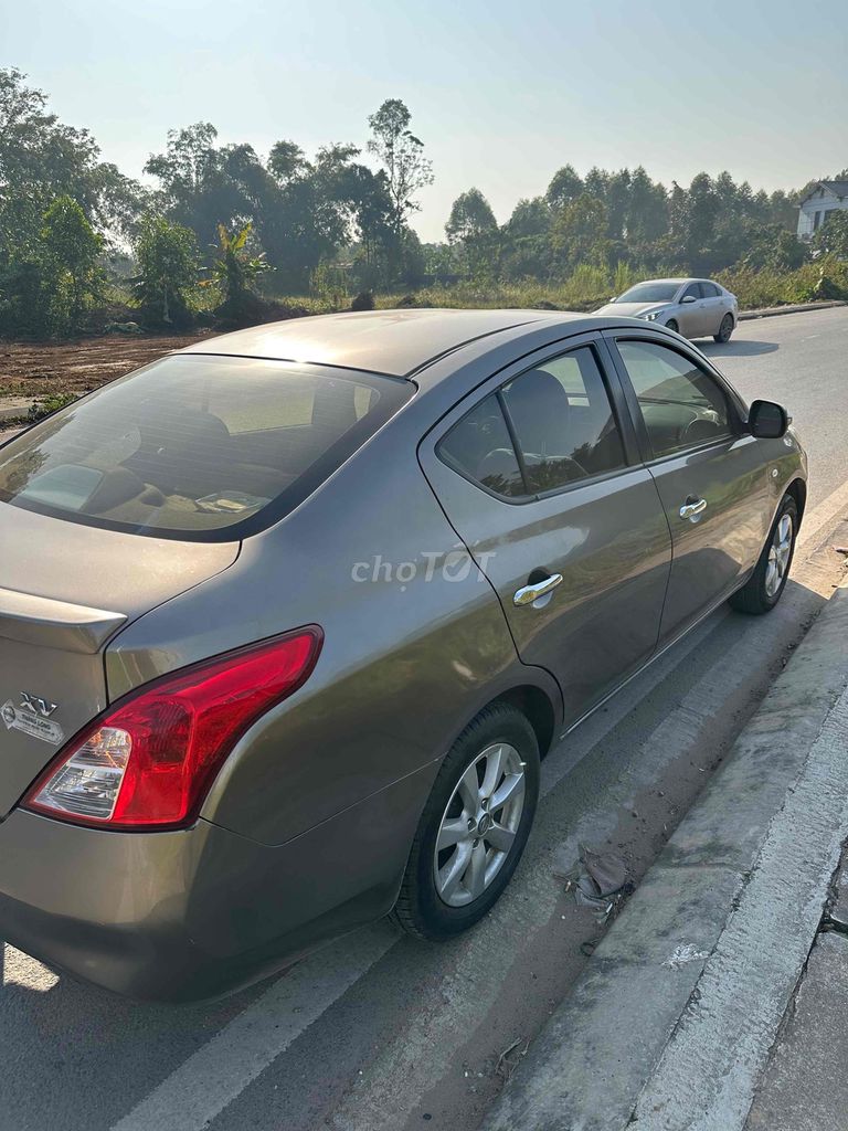 Nissan Sunny 2014 XV - 106000 km. Mua bán Ô tô tại Quận Cầu Giấy Hà Nội được đăng bởi Nguyễn Văn Hoàng Nam hình 3