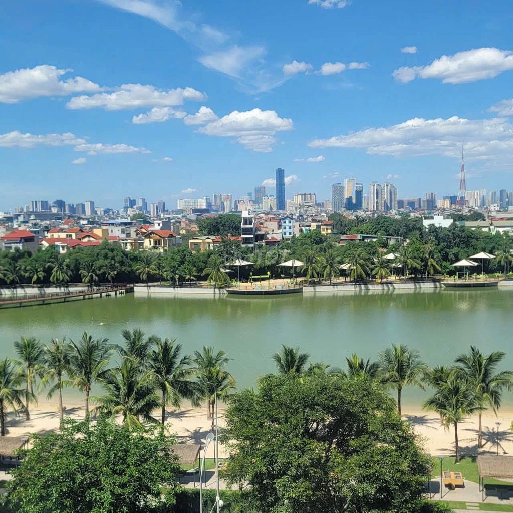 Апартаменты 1+1 в Masteri West Heights, красивый вид на озеро