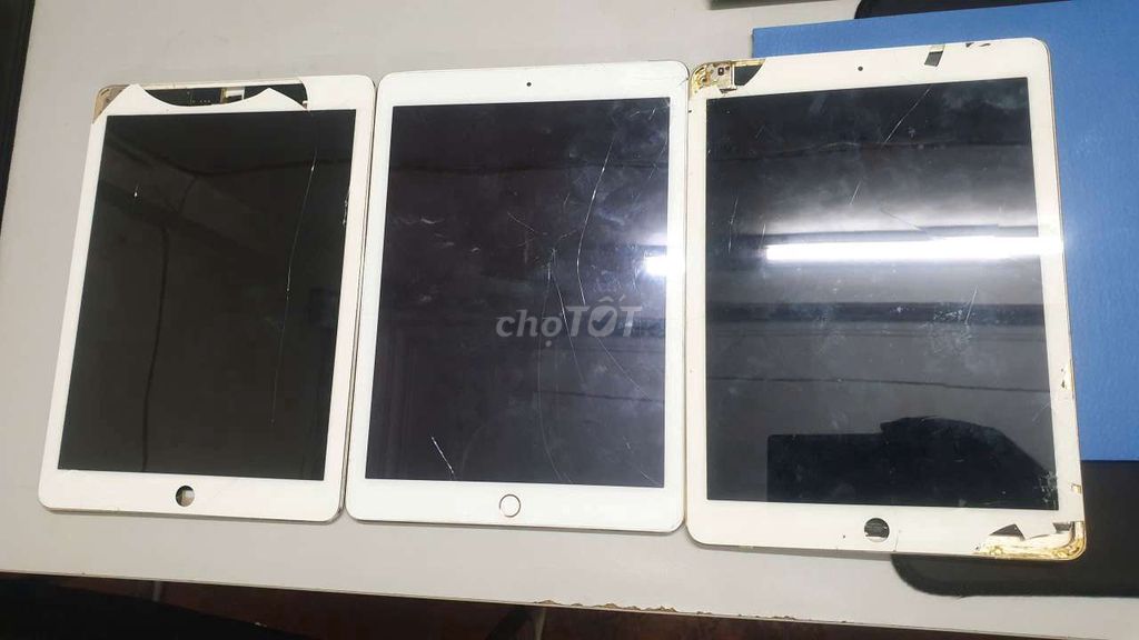3 Apple iPad Air 2 Vàng. Mua bán Máy tính bảng tại Huyện Thanh Trì Hà Nội được đăng bởi Dũng Đặng hình 1