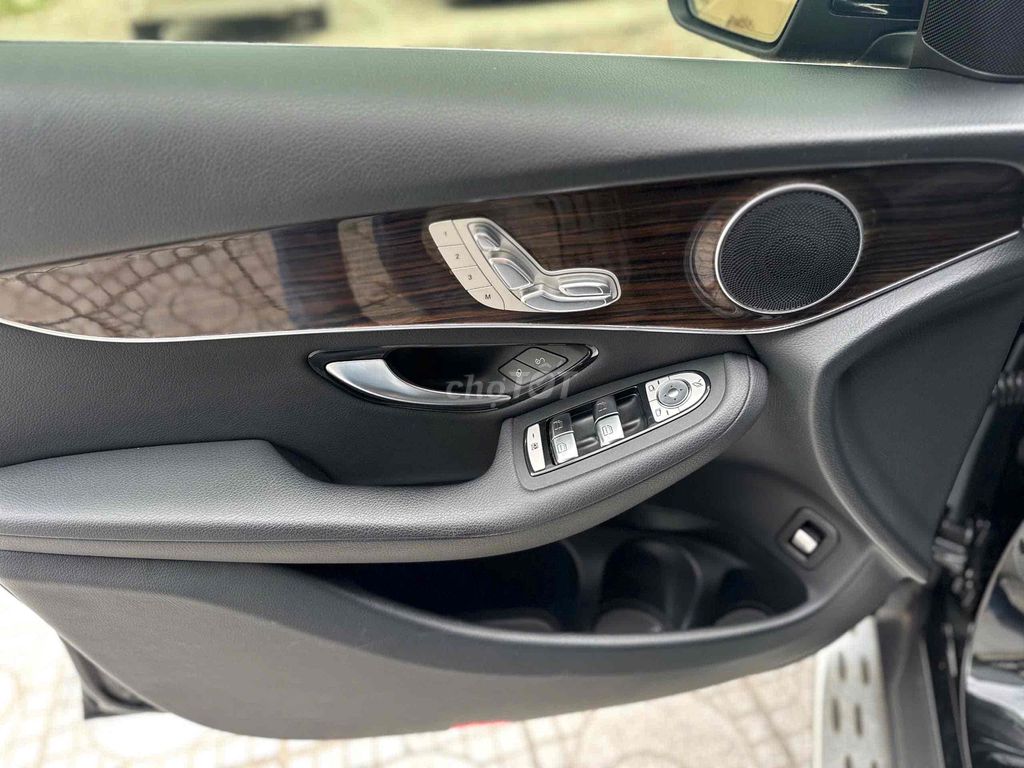 🔴 Mercedes Benz GLC 200 2020 - 23.000 km. Mua bán Ô tô tại Thành phố Biên Hòa Đồng Nai được đăng bởi Tuấn carhouse hình 13