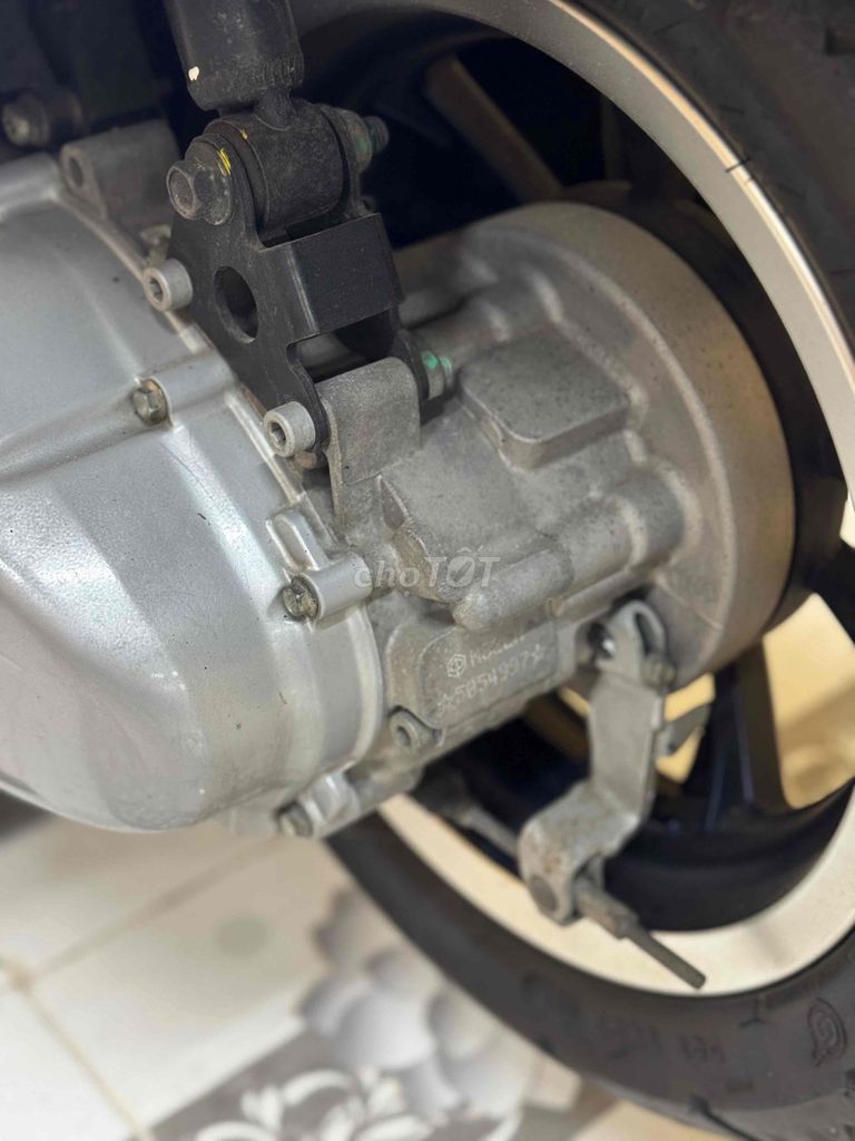 vesspa primavera đèn 2 tần mới keng 92C1-314.39. Mua bán Xe máy tại Quận Sơn Trà Đà Nẵng được đăng bởi Minh Dũng bán trả góp 136 vân đồn  hình 2