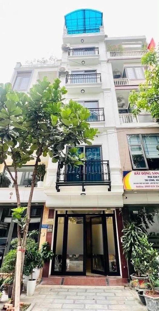 Nhà 7 tầng thang máy ô tô tránh Nam Từ Liêm 11.5 tỷ