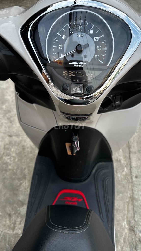 Honda SH Mode 2021 vàng nâu ( hỗ trợ góp ). Mua bán Xe máy tại Huyện Chợ Mới An Giang được đăng bởi Cửa hàng xe Thiên Phước 2 hình 15