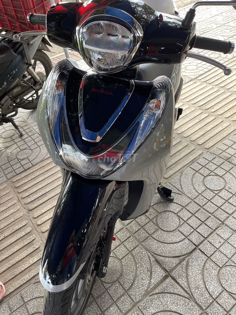 Bán xe sh mode. Mua bán Xe máy tại Huyện Long Điền Bà Rịa - Vũng Tàu được đăng bởi Dung Pham Quôc hình 1