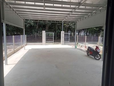 Nhà nguyên căn yên tĩnh hẻm xe hơi