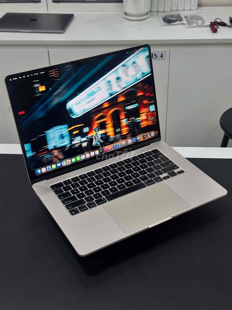 MacBook Air 15” M2 16GB/256 VNA nguyên zin. Mua bán Laptop tại Quận 10 Tp Hồ Chí Minh được đăng bởi Viễn Huy Shop hình 1