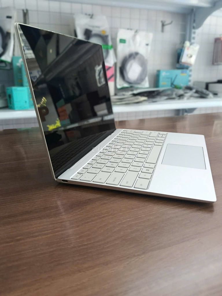 Dell Xps 9315 i7 1250U/ 16gb/ 512gb/4k touch 99%. Mua bán Laptop tại Thành phố Buôn Ma Thuột Đắk Lắk được đăng bởi Thiên Phú hình 1