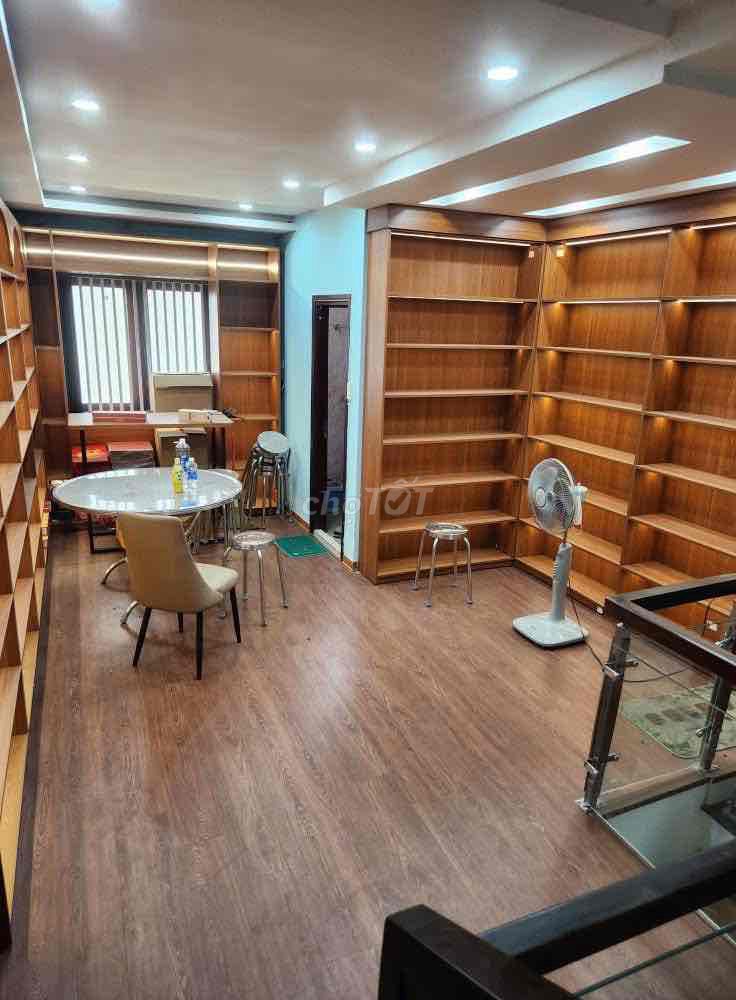 Cho thuê nhà 4 tầng MT Đống Đa sầm uất. Cho thuê văn phòng, mặt bằng kinh doanh tại Quận Hải Châu Đà Nẵng được đăng bởi Ngoc Tu hình 5