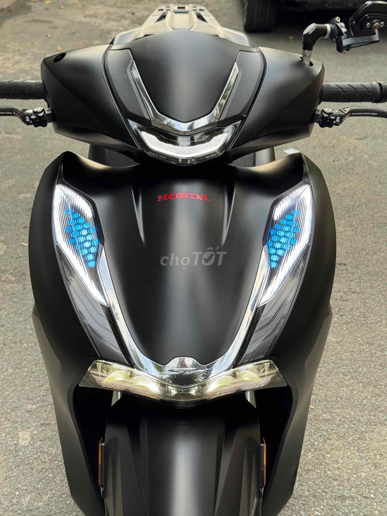 Honda SH 350i 2022 Đen nhám. Mua bán Xe máy tại Quận Gò Vấp Tp Hồ Chí Minh được đăng bởi CHXM 86 chuyên bán xe trả góp hình 3