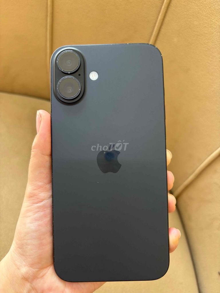 iPhone 16 Plus 128GB Đen VNA 92% zin áp. Mua bán Điện thoại tại Quận Đống Đa Hà Nội được đăng bởi Đinh Liên hình 1