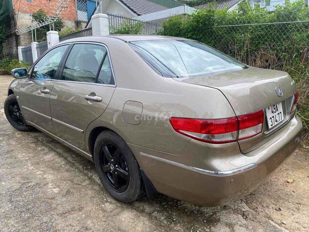 Honda Accord 2005 máy 2,4 số auto chạy đầm,chắc,êm. Mua bán Ô tô tại Thành phố Đà Lạt Lâm Đồng được đăng bởi Tôi Yêu Việt Nam hình 18